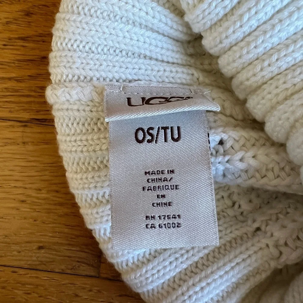 UGG nwt cardi